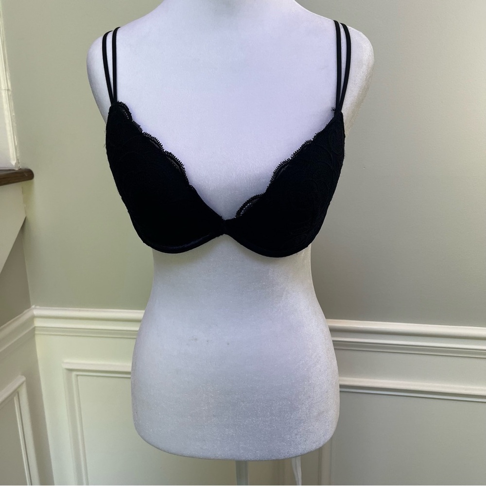 Victoria's Secret Very Sexy Lace Bra 34C